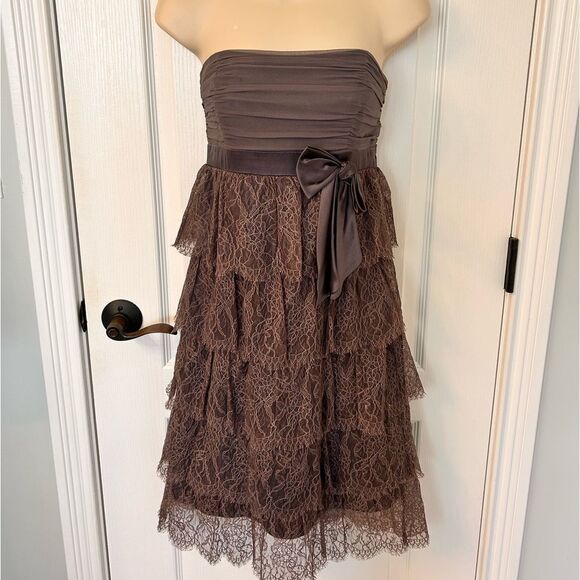 Laundry By Shelli Segal Dresses & Skirts - Laundry by Shelli Segal Tiered Lace Strapless Mauve Cocktail Party Prom Dress! 🔥